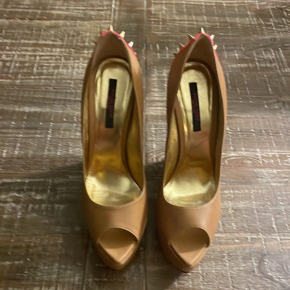 Fabulous Ruthie Davis open toe platform wedges. Sz 40 - Picture 2 of 5